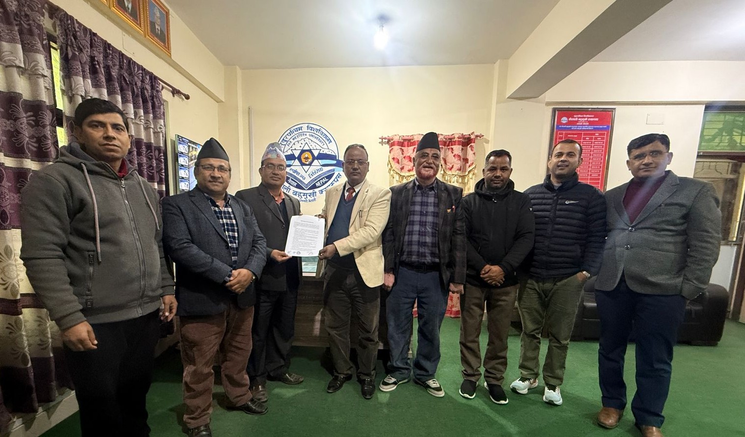 कैलाली र दुर्गालक्ष्मी बहुमुखी क्याम्पसबीच शैक्षिक तथा अनुसन्धान सहकार्य सम्झौता